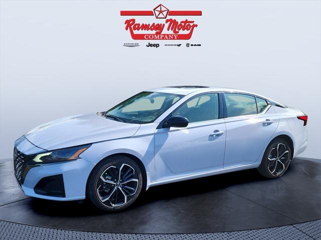2025 Nissan Altima SR AWD