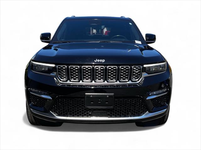 2022 Jeep Grand Cherokee Summit Reserve 4x4 2022 Jeep Grand Cherokee Summit Reserve 4x4