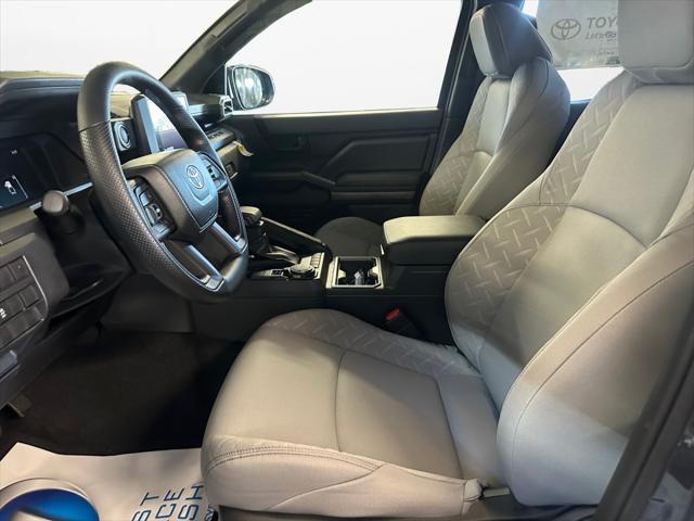 2025 Toyota Tacoma SR5 4WD