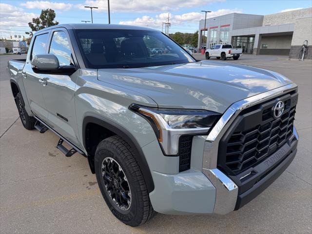 2026 Toyota Tundra SR5 CrewMax 5.5' Bed
