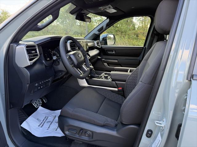 2026 Toyota Tundra SR5 CrewMax 5.5' Bed