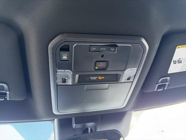 2026 Toyota Tundra SR5 CrewMax 5.5' Bed