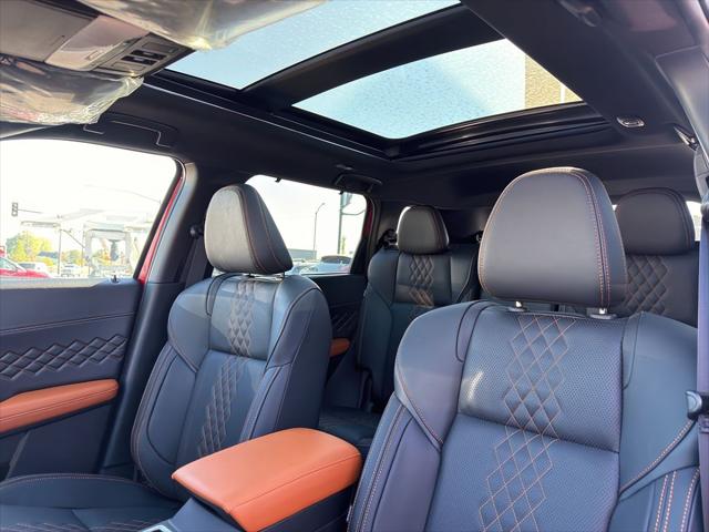 2025 Mitsubishi Outlander PHEV SEL S-AWC