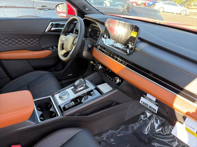 2025 Mitsubishi Outlander PHEV SEL S-AWC