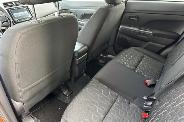 2025 Mitsubishi Outlander Sport 2.0 LE