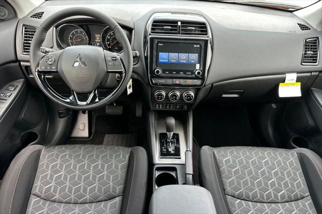 2025 Mitsubishi Outlander Sport 2.0 LE