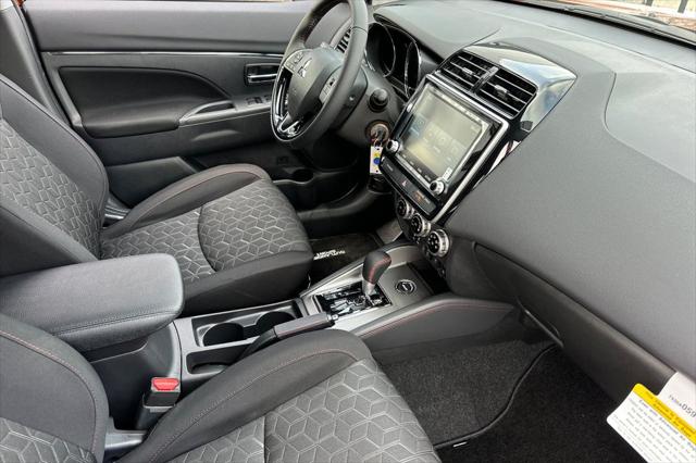 2025 Mitsubishi Outlander Sport 2.0 LE