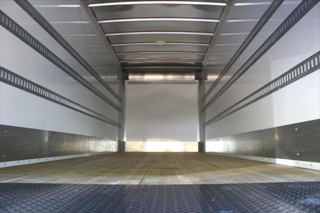 2025 Chevrolet 6500XD LCF 2WD Reg Cab 212
