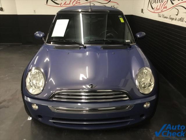 2006 MINI Cooper Base