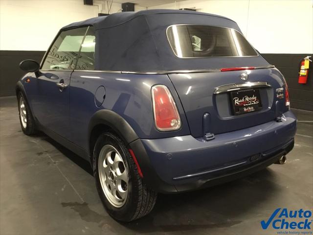 2006 MINI Cooper Base