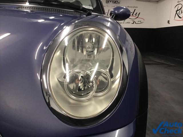 2006 MINI Cooper Base