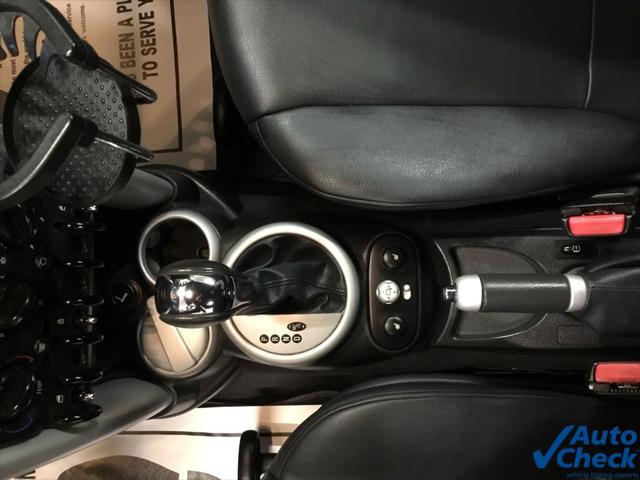 2006 MINI Cooper Base