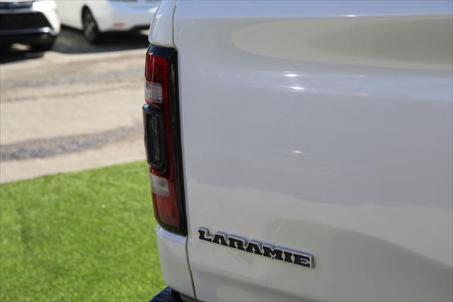 2019 Ram 1500 Laramie Crew Cab 4x4 5'7" Box