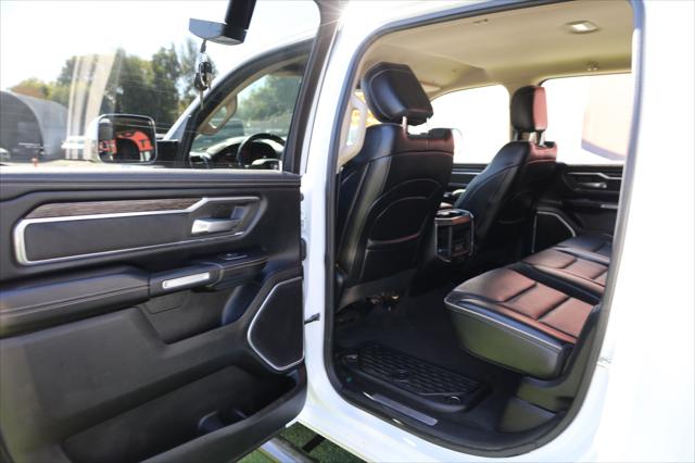 2019 Ram 1500 Laramie Crew Cab 4x4 5'7" Box