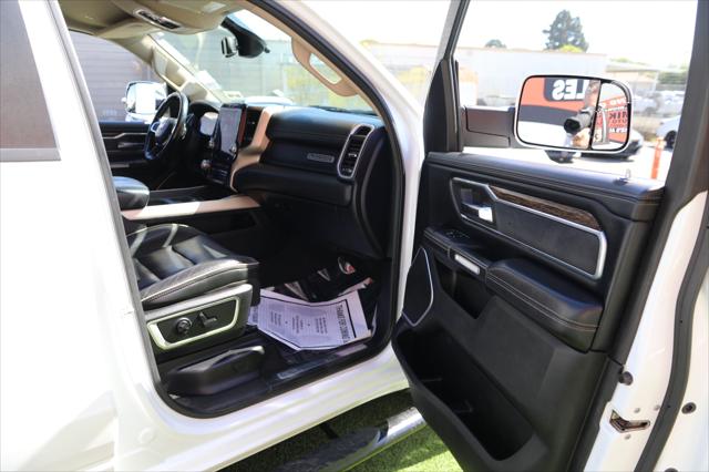 2019 Ram 1500 Laramie Crew Cab 4x4 5'7" Box