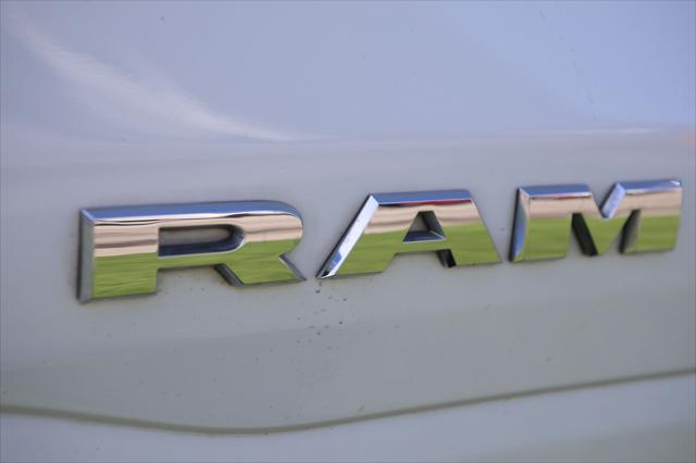 2019 Ram 1500 Laramie Crew Cab 4x4 5'7" Box