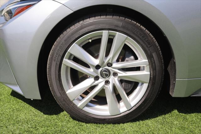 2021 Lexus IS 300 Unknown