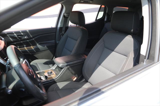 2022 GMC Acadia FWD SLE