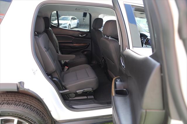 2022 GMC Acadia FWD SLE