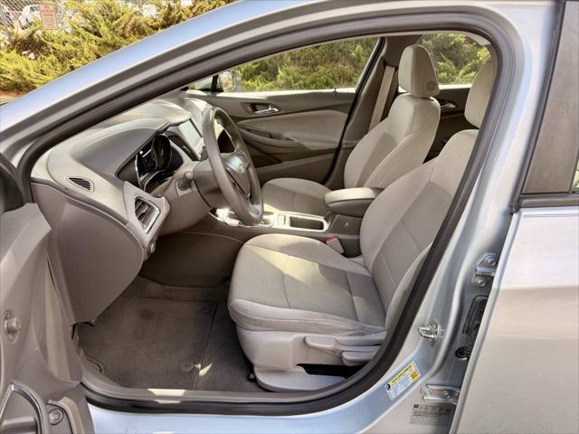 2017 Chevrolet Cruze LS Auto