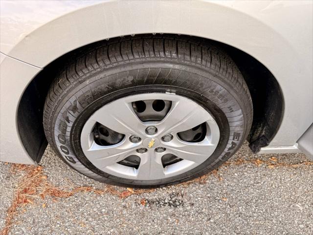 2017 Chevrolet Cruze LS Auto