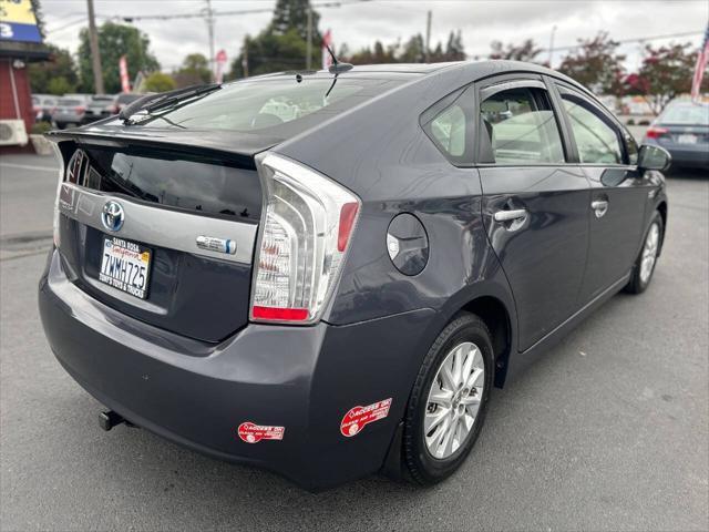 2013 Toyota Prius Plug-In Advanced