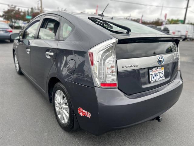 2013 Toyota Prius Plug-In Advanced