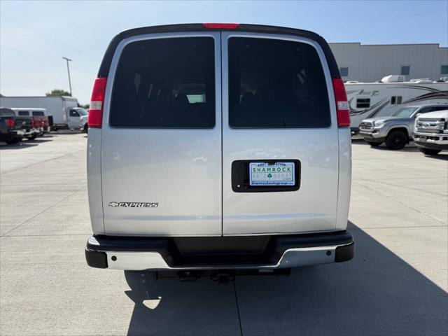 2019 Chevrolet Express LT