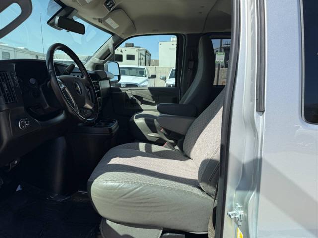 2019 Chevrolet Express LT