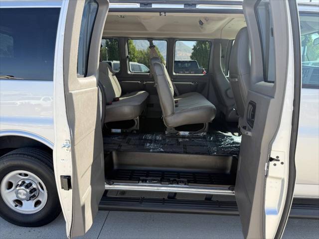 2019 Chevrolet Express LT