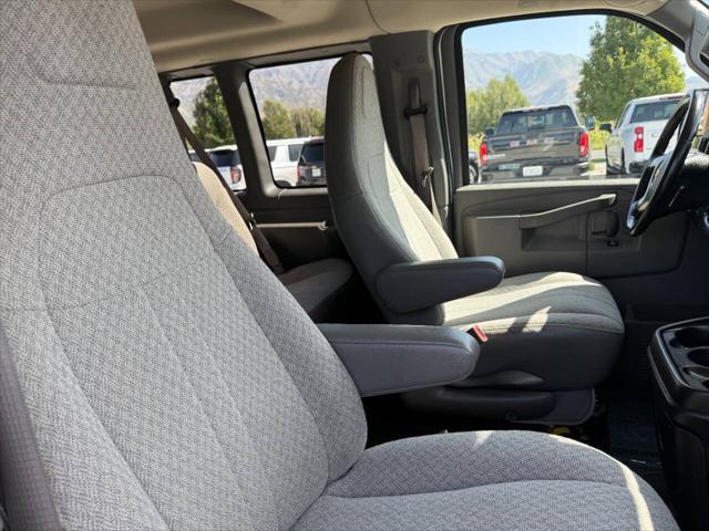 2019 Chevrolet Express LT