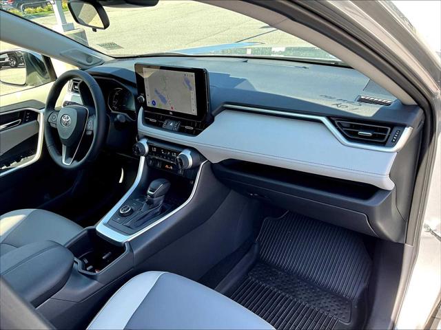 2025 Toyota RAV4 Hybrid XLE Premium
