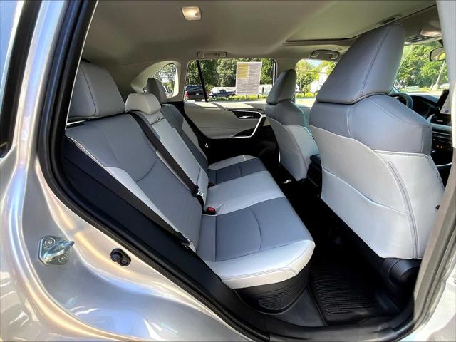 2025 Toyota RAV4 Hybrid XLE Premium