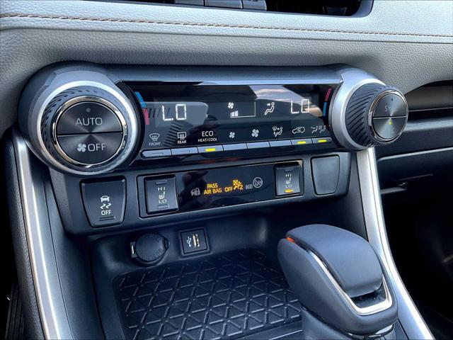 2025 Toyota RAV4 Hybrid XLE Premium