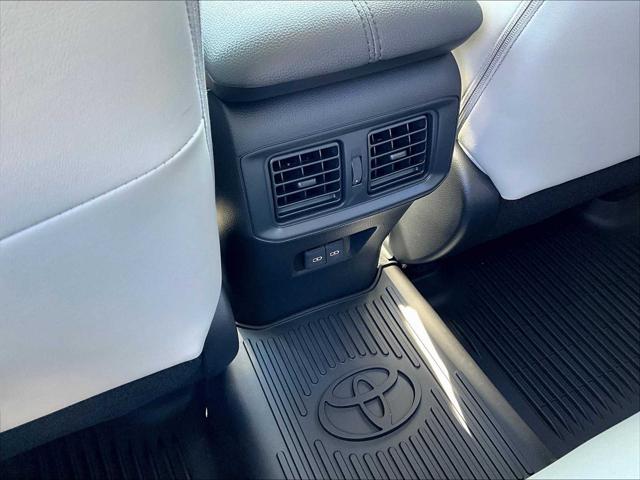 2025 Toyota RAV4 Hybrid XLE Premium