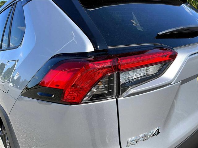 2025 Toyota RAV4 Hybrid XLE Premium