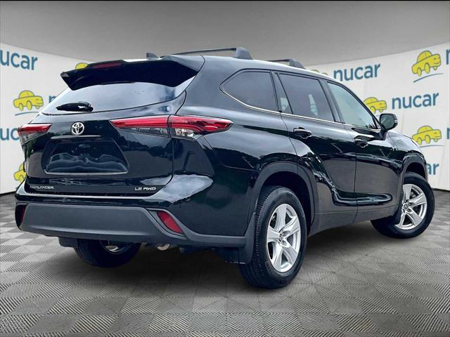 2022 Toyota Highlander LE