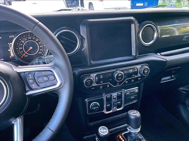 2023 Jeep Wrangler 4-Door Sahara Altitude 4x4