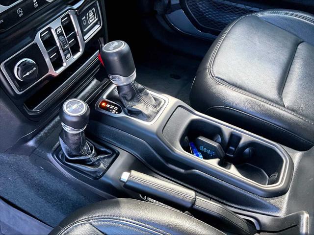 2023 Jeep Wrangler 4-Door Sahara Altitude 4x4