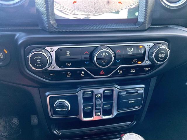2023 Jeep Wrangler 4-Door Sahara Altitude 4x4