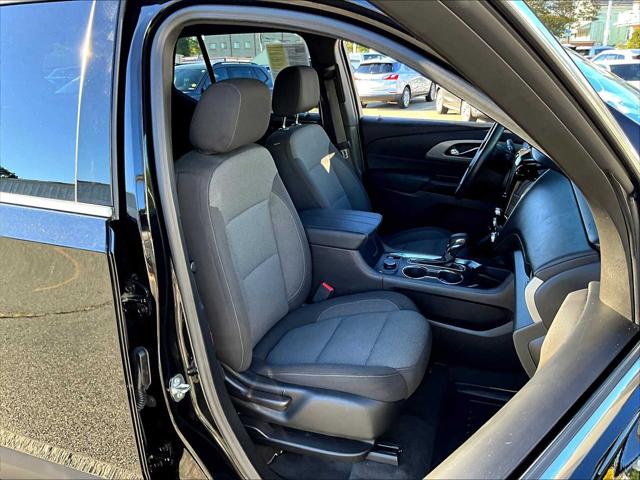 2023 Chevrolet Traverse AWD LT Cloth