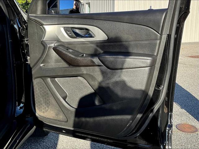 2023 Chevrolet Traverse AWD LT Cloth