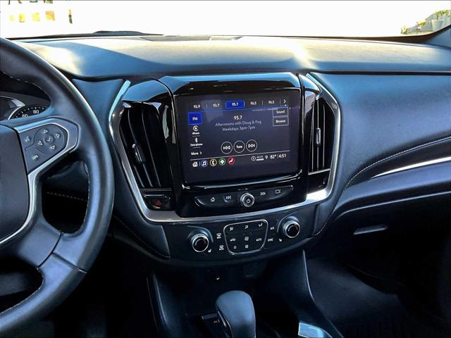 2023 Chevrolet Traverse AWD LT Cloth