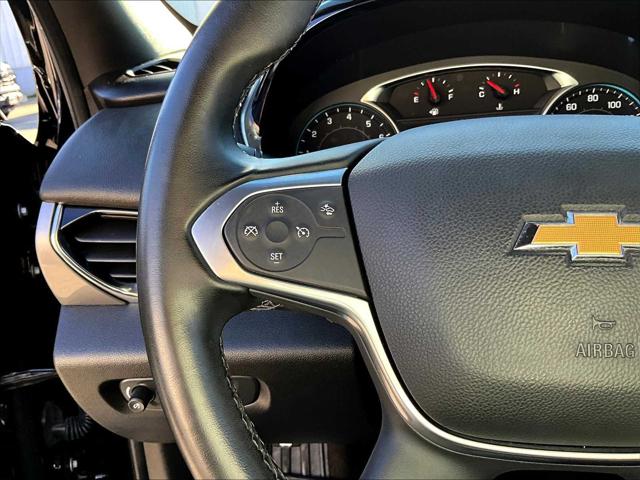 2023 Chevrolet Traverse AWD LT Cloth