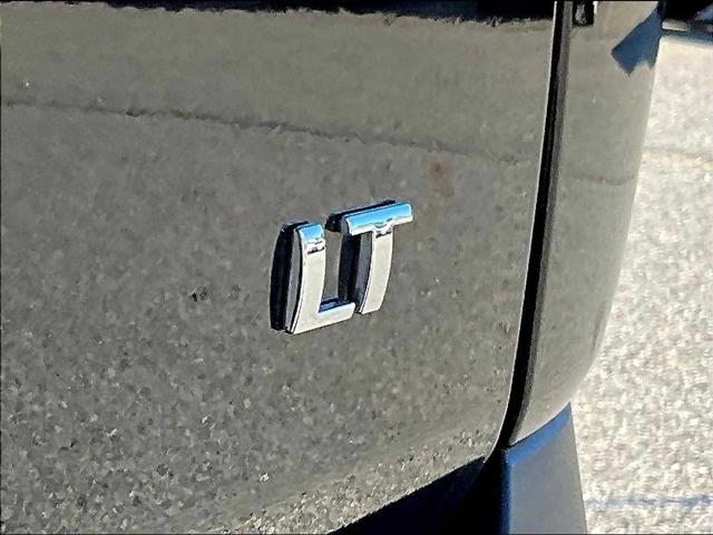 2023 Chevrolet Traverse AWD LT Cloth