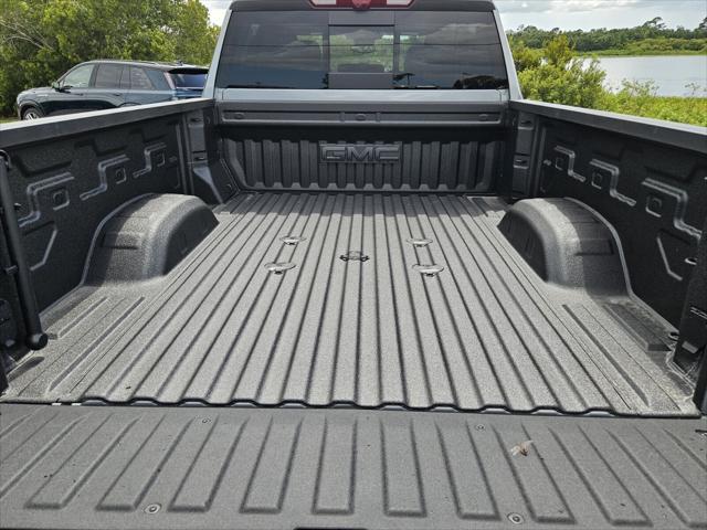 2025 GMC Sierra 3500HD 4WD Crew Cab Standard Bed Denali