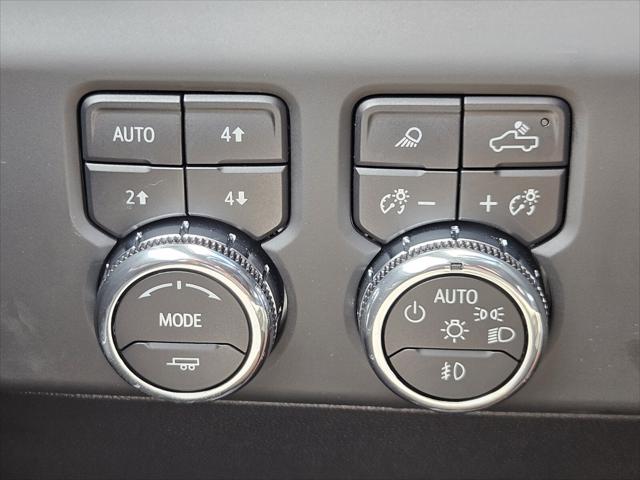 2025 GMC Sierra 3500HD 4WD Crew Cab Standard Bed Denali