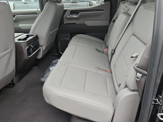 2025 GMC Sierra 1500 2WD Crew Cab Short Box SLT