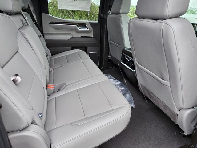 2025 GMC Sierra 1500 2WD Crew Cab Short Box SLT