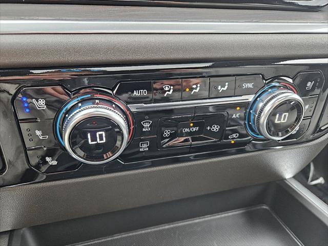 2025 GMC Sierra 1500 2WD Crew Cab Short Box SLT
